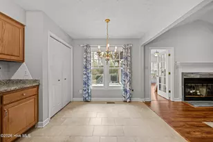 5718 Sloop Ct, New Bern, NC 28560 - Photo 11