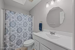5718 Sloop Ct, New Bern, NC 28560 - Photo 11