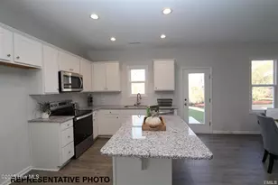 139 Cordgrass Ct, Smithfield, NC 27577 - Photo 3