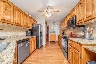 28900 Deercroft Dr, Wagram, NC 28396 - Photo 11