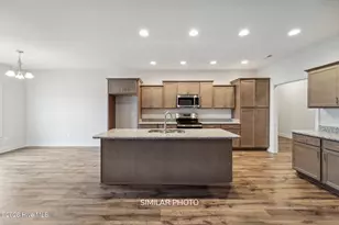 901 Coddington Cv, Jacksonville, NC 28546 - Photo 11