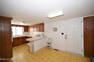 374 New Life Church Rd, Tabor City, NC 28463 - Photo 7