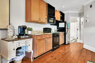 102 S 2nd Street #Unit 209, Wilmington, NC 28401 - Photo 11