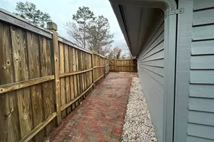 1213 Bayside Cir W, Wilmington, NC 28405 - Photo 27