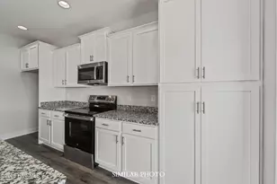 361 Water Wagon Trl, Jacksonville, NC 28546 - Photo 21