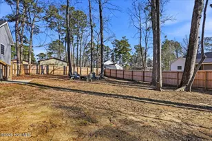 110 Oak St, Pine Level, NC 27568 - Photo 7