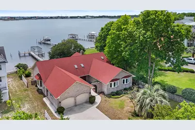 995 Chadwick Shores Drive, Sneads Ferry, NC 28460 - Photo 3