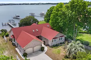 995 Chadwick Shores Dr, Sneads Ferry, NC 28460 - Photo 3