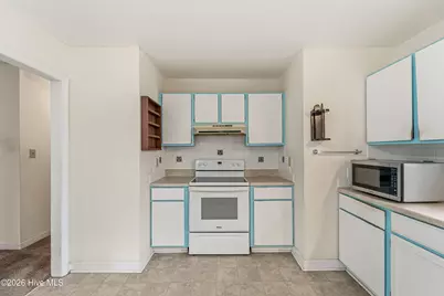 6002 E Red Oak Court, Jacksonville, NC 28546 - Photo 17