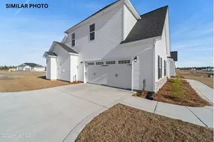 605 Salty Marsh Ln, Jacksonville, NC 28546 - Photo 3