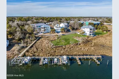 113 Diamond Pt Court, Surf City, NC 28445 - Photo 9
