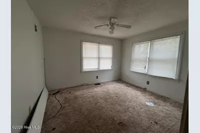 413 W Church Street, Williamston, NC 27892 - Photo 7