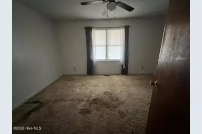 413 W Church Street, Williamston, NC 27892 - Photo 5
