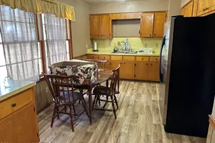221 E Lewis St, Whiteville, NC 28472 - Photo 15