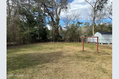 221 E Lewis Street, Whiteville, NC 28472 - Photo 3