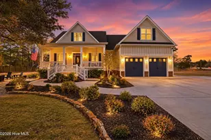 100 Cove Side Ln, Hampstead, NC 28443 - Photo 1