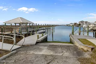 602 W Fort Macon Rd, Atlantic Beach, NC 28512 - Photo 17