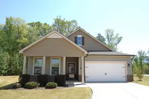 404 Golden Villas Dr, Rocky Mount, NC 27804 - Photo 3