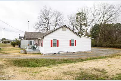 200 Southeast Boulevard, Clinton, NC 28328 - Photo 3