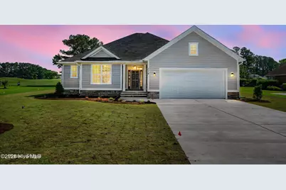 136 S Middleton Drive NW, Calabash, NC 28467 - Photo 1
