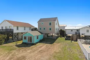 1622 E Beach Dr, Oak Island, NC 28465 - Photo 5