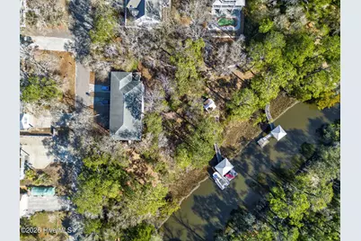 112 SE 22nd Street, Oak Island, NC 28465 - Photo 13
