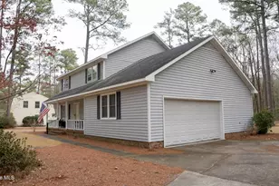 12101 Cameron Way, Maxton, NC 28364 - Photo 7