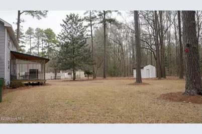 12101 Cameron Way, Maxton, NC 28364 - Photo 17