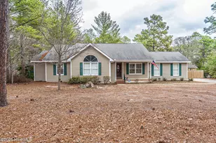 135 Forest Glen Rd, Southern Pines, NC 28387 - Photo 1