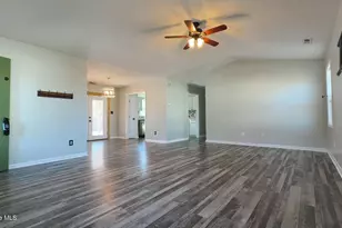 128 Daphne Dr, Hubert, NC 28539 - Photo 3