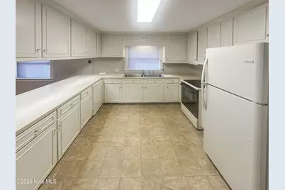 2610 Evans Street, Greenville, NC 27834 - Photo 5