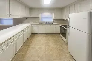 2610 Evans St, Greenville, NC 27834 - Photo 5