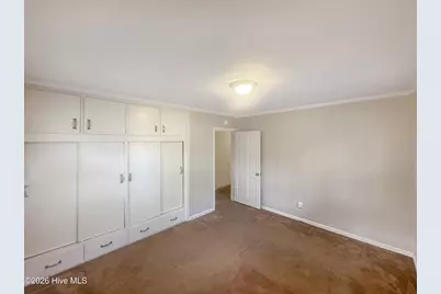 2610 Evans Street, Greenville, NC 27834 - Photo 11