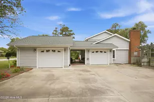 201 Sycamore Dr, Beaufort, NC 28516 - Photo 45
