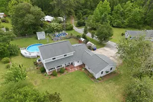 201 Sycamore Dr, Beaufort, NC 28516 - Photo 49