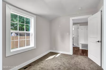 910 Walnut Street, Wilmington, NC 28401 - Photo 17