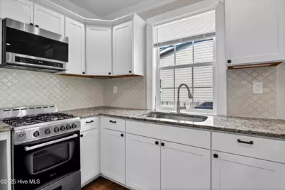 910 Walnut Street, Wilmington, NC 28401 - Photo 11