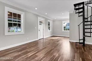 910 Walnut St, Wilmington, NC 28401 - Photo 7