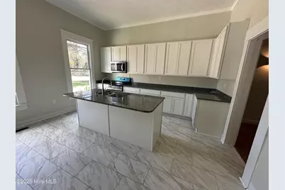 1005 W Church Street, Laurinburg, NC 28352 - Photo 15