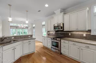 402 Cornubia Dr, Castle Hayne, NC 28429 - Photo 17