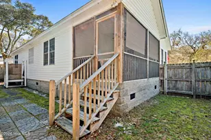 6 White Ln, Oak Island, NC 28465 - Photo 29