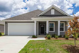 327 Merchant Pt Blvd, Jacksonville, NC 28546 - Photo 1