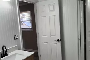 909 Adelaide Dr, Wilmington, NC 28412 - Photo 11