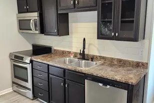 909 Adelaide Dr, Wilmington, NC 28412 - Photo 7