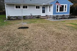 909 Adelaide Dr, Wilmington, NC 28412 - Photo 3