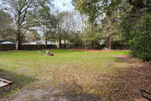 909 Adelaide Dr, Wilmington, NC 28412 - Photo 21