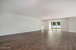 310 Merchant Pt Blvd, Jacksonville, NC 28546 - Photo 7