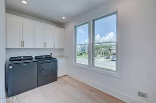 933 S Fort Fisher Blvd, Kure Beach, NC 28449 - Photo 25