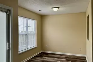 2508 Bluff View Ct, Greenville, NC 27834 - Photo 9