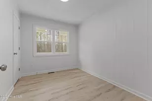 2557 Martin Luther King Dr, Elizabethtown, NC 28337 - Photo 5